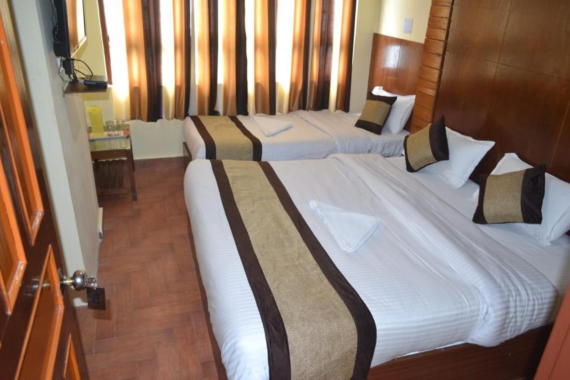 Hotel Madhawi กังต็อก ภายนอก รูปภาพ