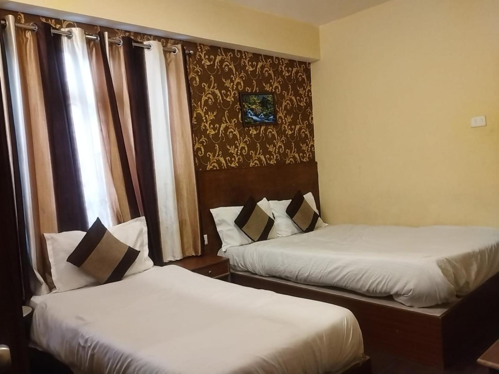 Hotel Madhawi กังต็อก ภายนอก รูปภาพ