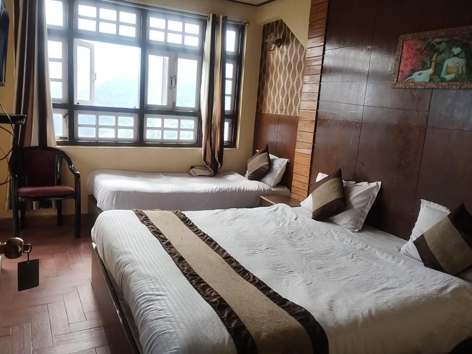 Hotel Madhawi กังต็อก ภายนอก รูปภาพ